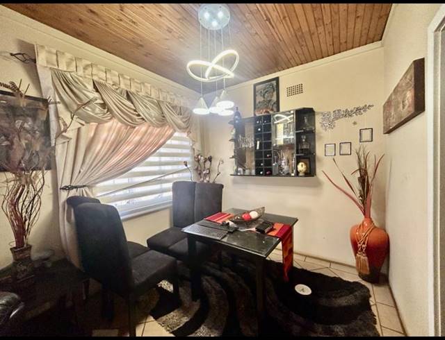 3 BEDROOM HOUSE FOR SALE IN VANDERBIJLPARK CE 1